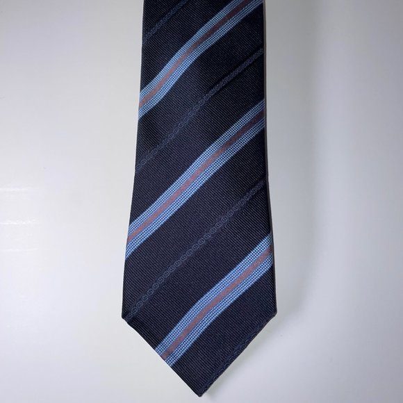 Silk Gucci Narrow Tie - Navy Blue W/Diagonal Multi Colored Stripes - EUC - Picture 1 of 3